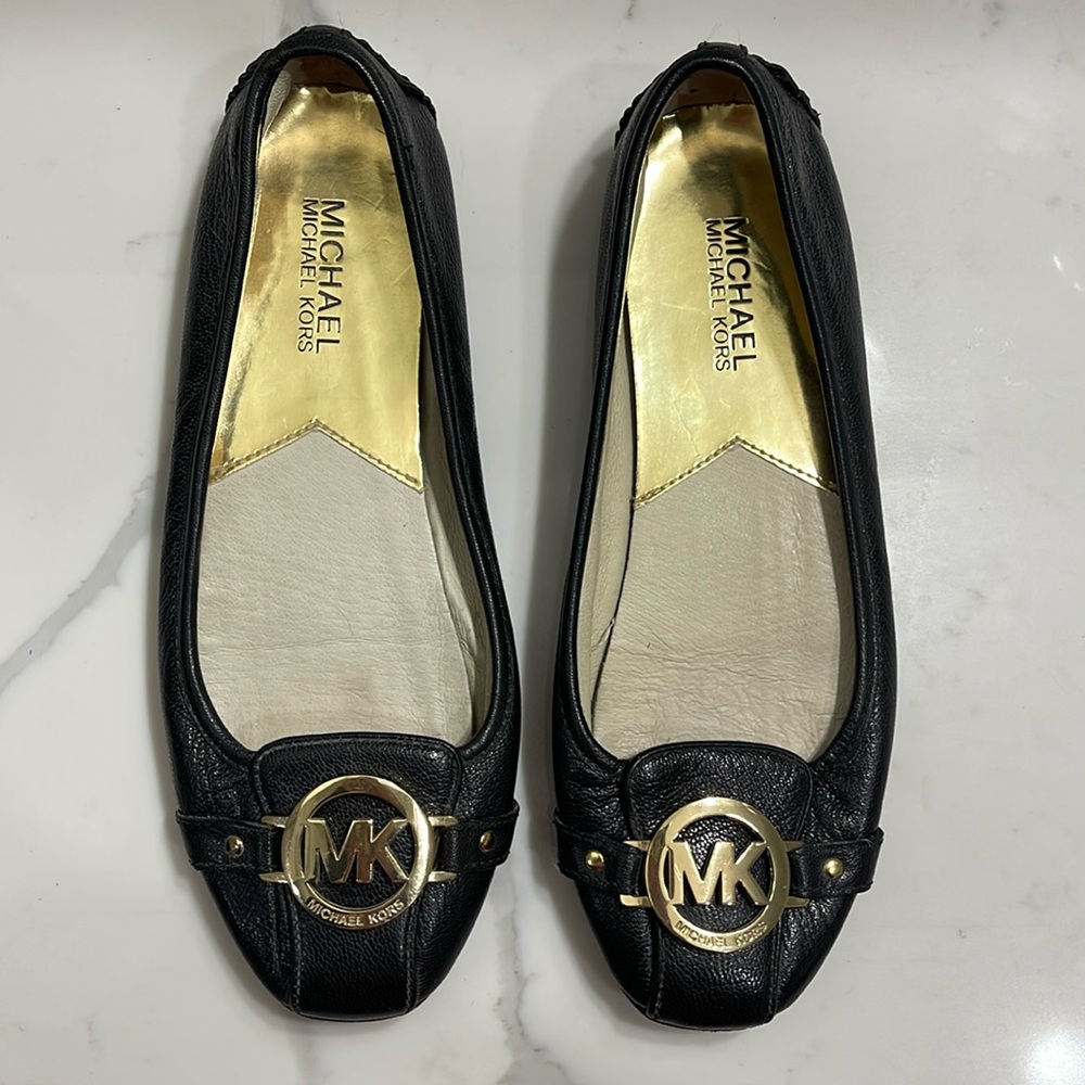 MICHAEL Michael Kors
Size 7 Black Fulton Studded Moccasin